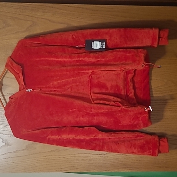 Athletic Works Tops - 2/$10 𝅺🍒♥️ RED VELOUR HOODIE HALF-ZIP - SIZE S - NWT 😍